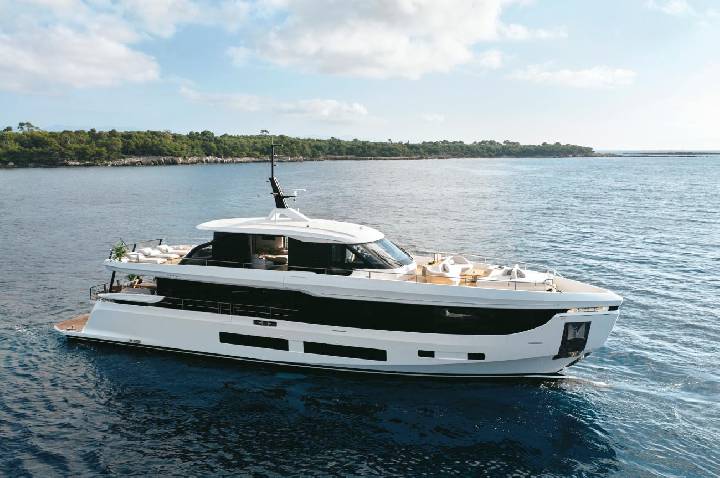 Azimut anuncia produção de megaiate revolucionário de 30 metros para o Brasil e salto tecnológico na indústria náutica