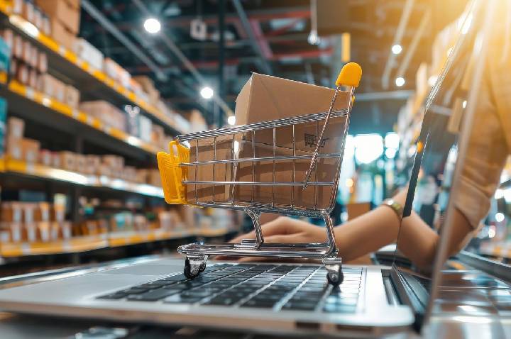Burocracia tributária impacta expansão do e‑commerce em 2026