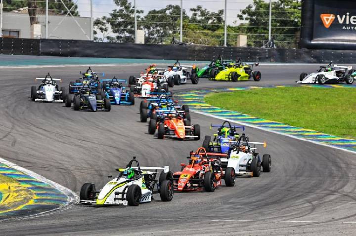 Etapa do final de semana em Interlagos marca a metade do campeonato