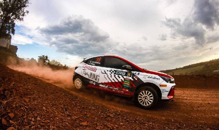 Evandro e Jean abrem o Brasileiro de Rally com pódio em Erechim