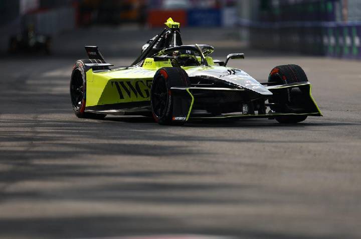 Felipe Drugovich repete ótimo desempenho e fecha rodada da Fórmula E na China em 5º lugar