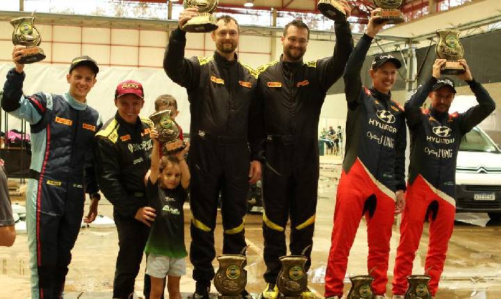 Irmãos Klimaczewski tem vitória dupla no Rally Erechim