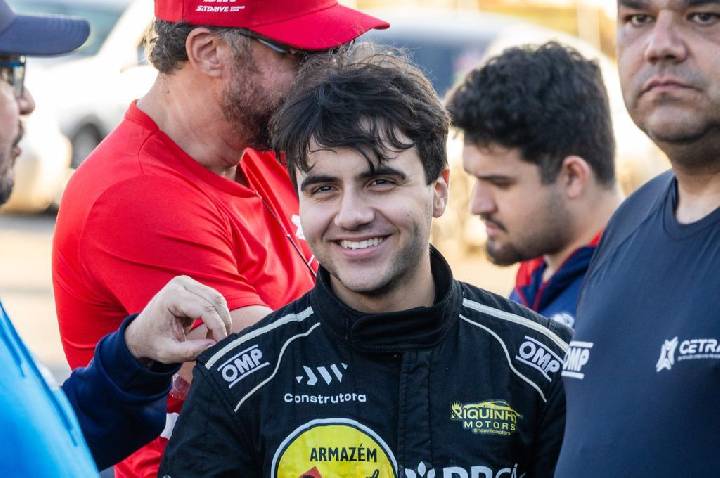 João Guimarães gabarita a 3ª Etapa da STR em Interlagos com pole e duas vitórias na Super