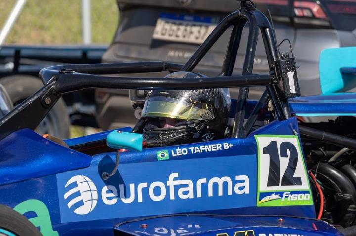 Léo Tafner brilha em Interlagos e amplia coleção de pódios na temporada da Fórmula 1600