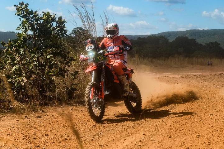 Marcelo Medeiros conquista vice-campeonato da MT2 e termina entre os quatro melhores do Rally Jalapão