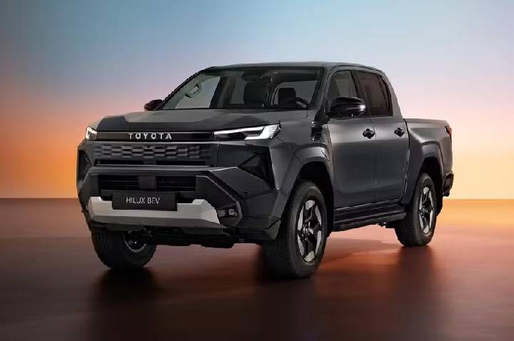 Mercado premium acelera: buscas por carros 0KM acima de R$ 400 mil sobem 17% no Brasil, revela Webmotors