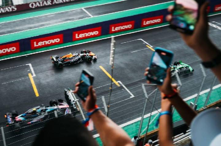 Nos pacotes da F1® Experiences, a experiência é protagonista