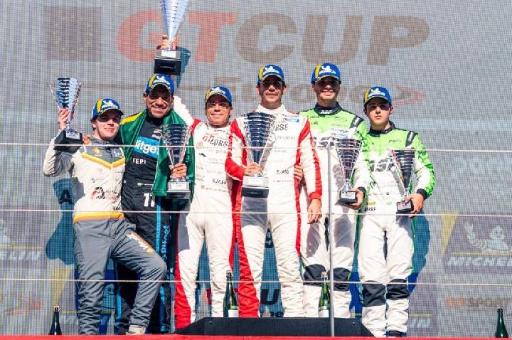 Pipo Massa conquista o sexto pódio em oito corridas na carreira