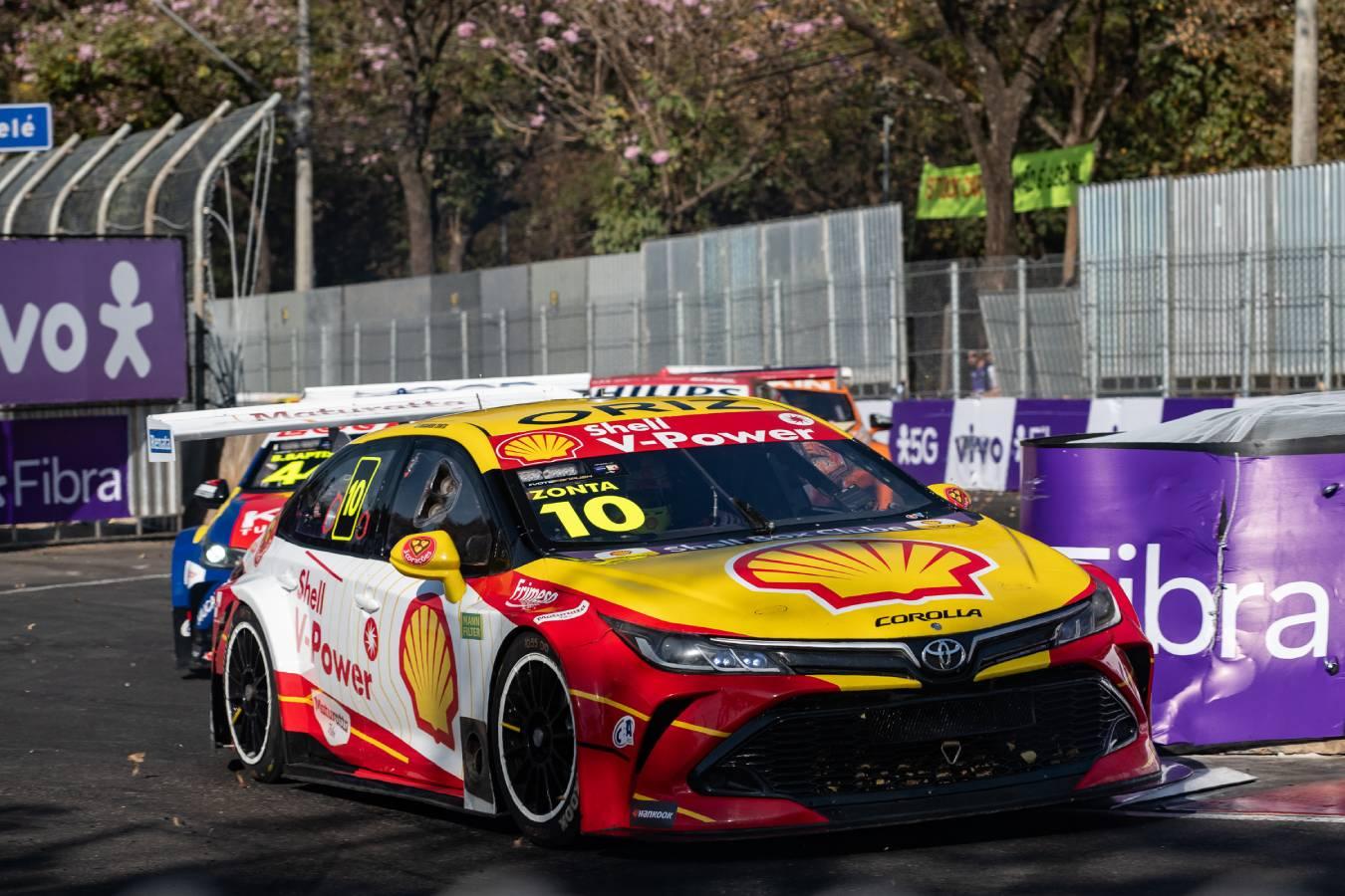No Velopark, Ricardo Zonta busca primeira vitória no ano para impulsionar disputa pelo título da Stock Car