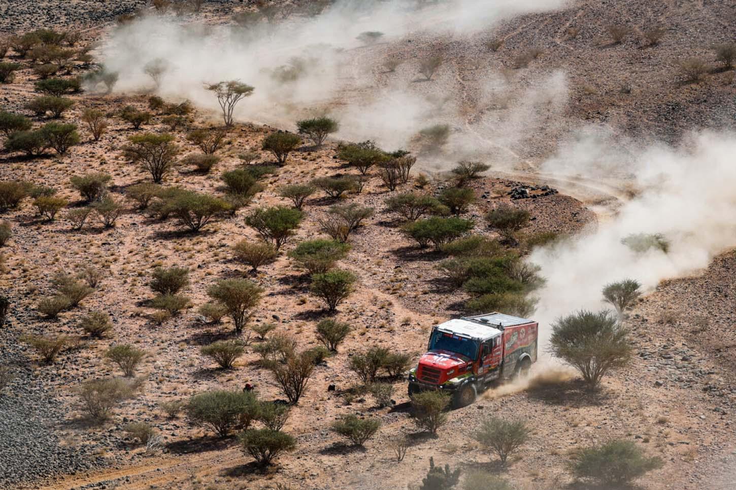 Loprais supera Zala nos quilômetros finais e vence a 3ª etapa do Dakar nos caminhões