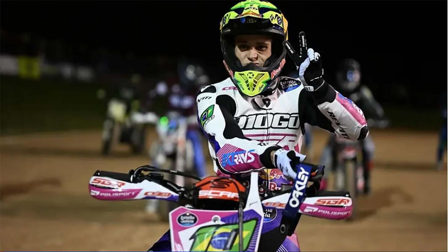 Mitchel Van Den Brink conquista vitória na 6ª etapa do Rally Dakar e faz diferença para Martin Macík