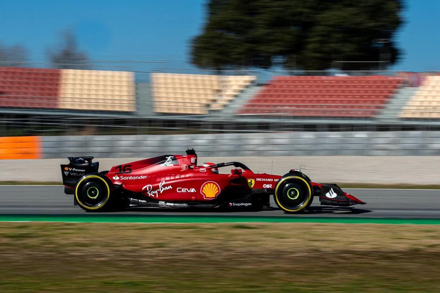 Leclerc domina último dia de testes da Pirelli em Barcelona e supera Hamilton