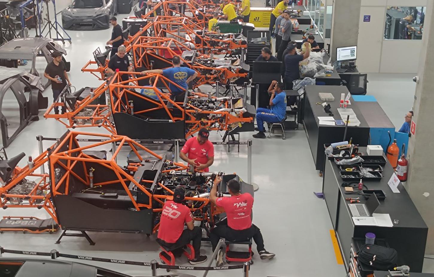 Confira os bastidores da montagem dos novos SUVs Stock Car