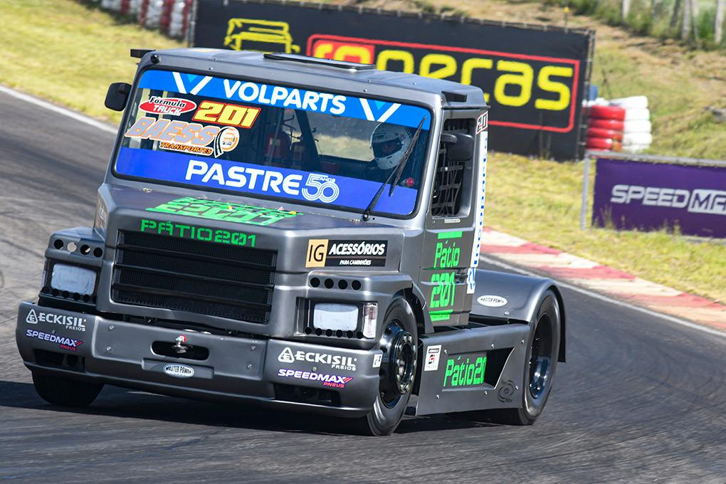 Thiago Mânica, de Curitiba, faz o segundo melhor tempo da sexta-feira em Rivera