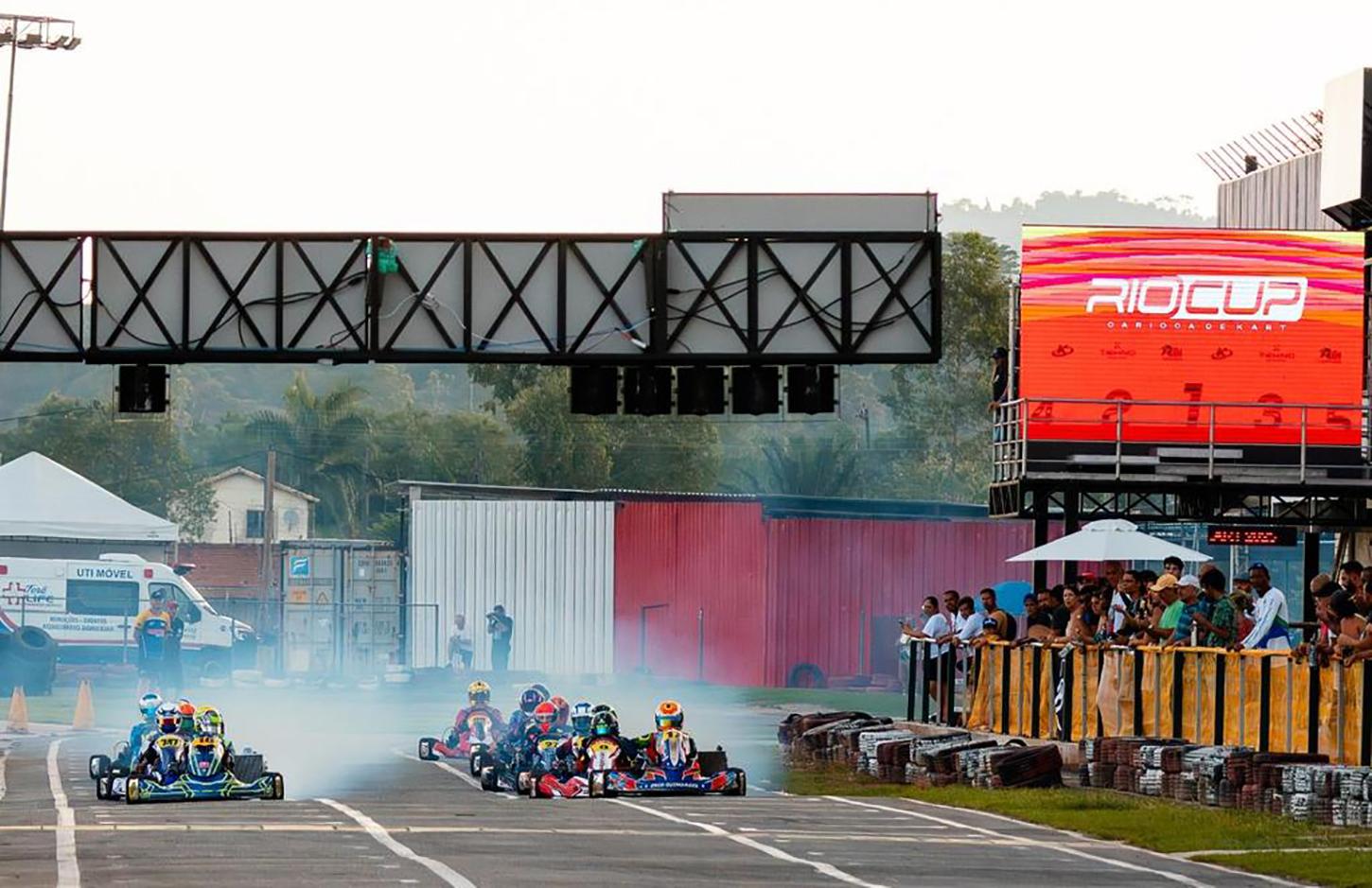 Campeonato Carioca de Kart começou com mais de 100 inscritos em Guapimirim