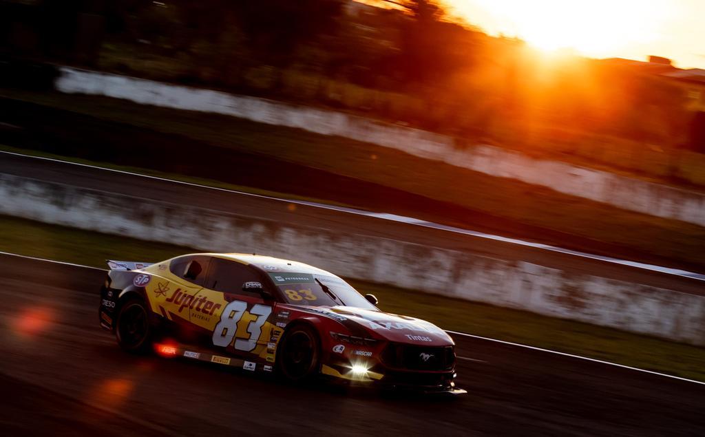 Treinos abrem a programação da segunda etapa da NASCAR Brasil