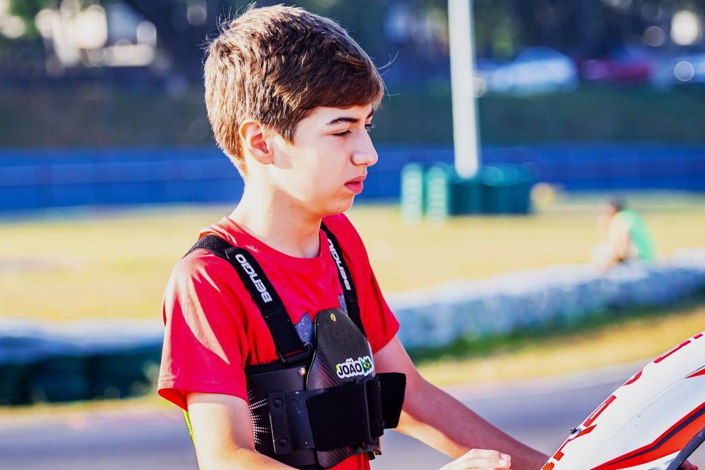 João Francisco busca liderança da F4 Júnior na decisão do 1º Turno da V11 Cup