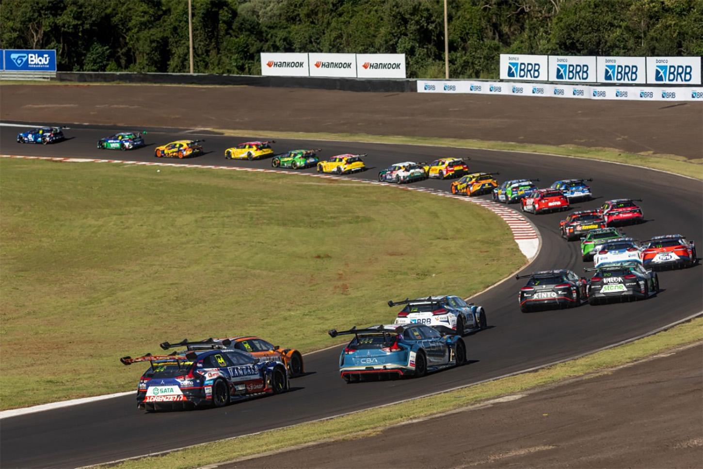 SUVs aceleram rumo ao futuro da Stock Car em retorno ao Velopark