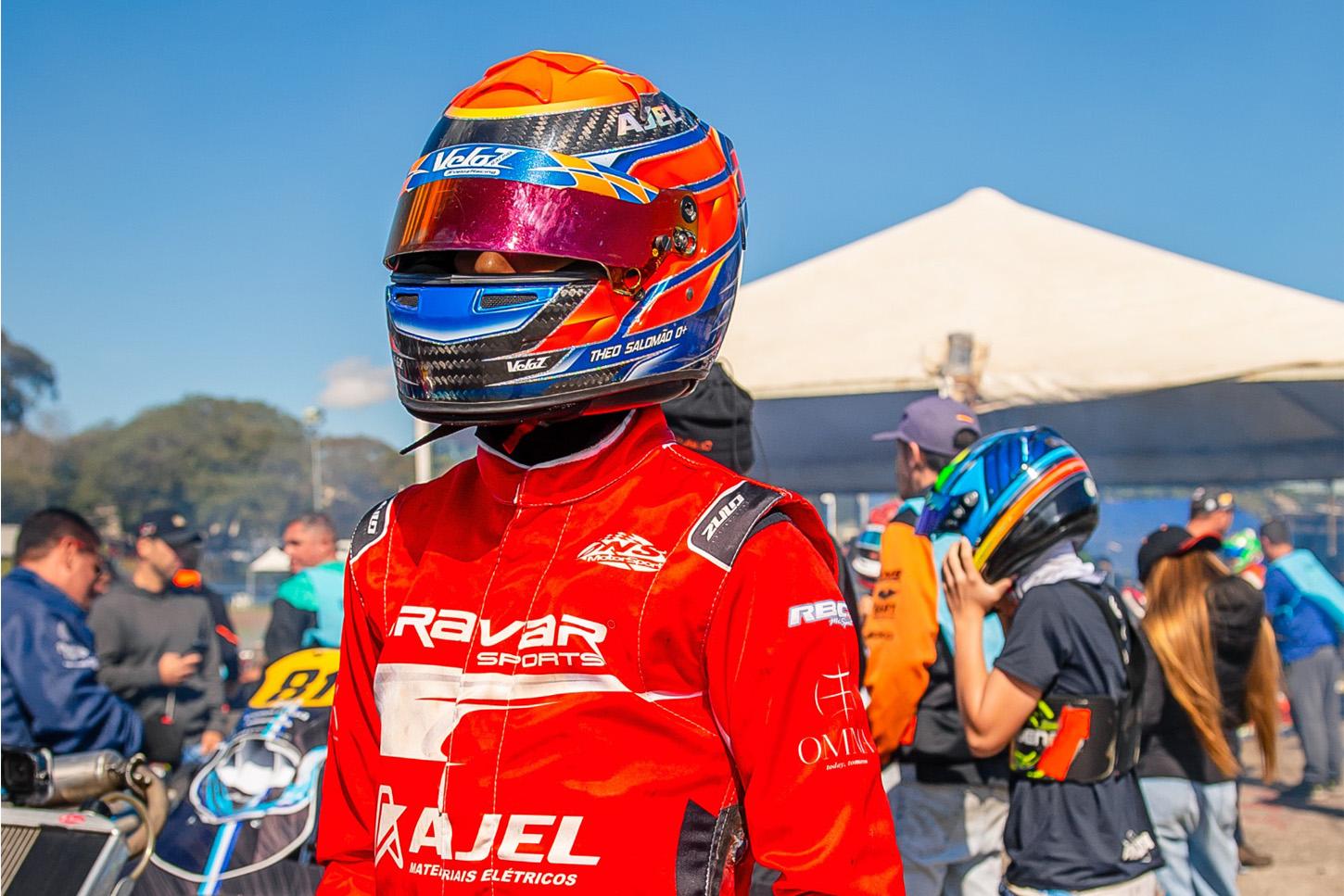 Theo Salomão venceu duas baterias e conquistou novo pódio na Copa São Paulo Light de Kart