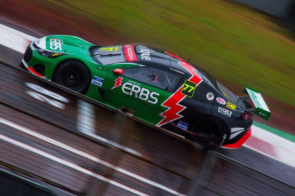 Erick Schotten pontua nas três corridas de Cascavel e se aproxima do Top-10