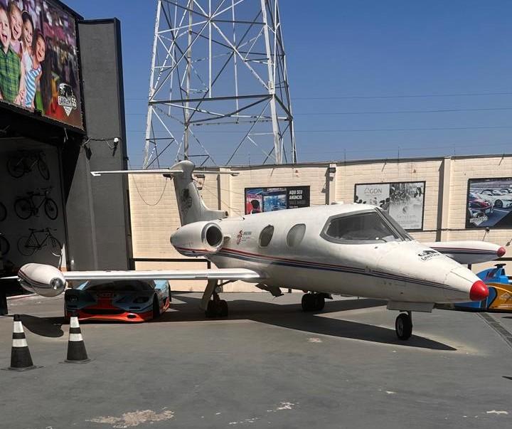 Garagem 55 estreia experiência inédita: fotos em jatinho exclusivo na Mooca