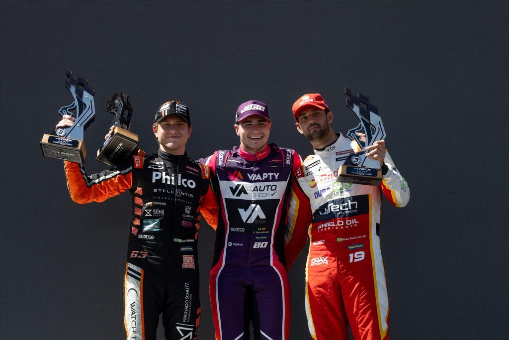 Luis Trombini conquista seu primeiro troféu na Stock Light e faz história no Velocitta