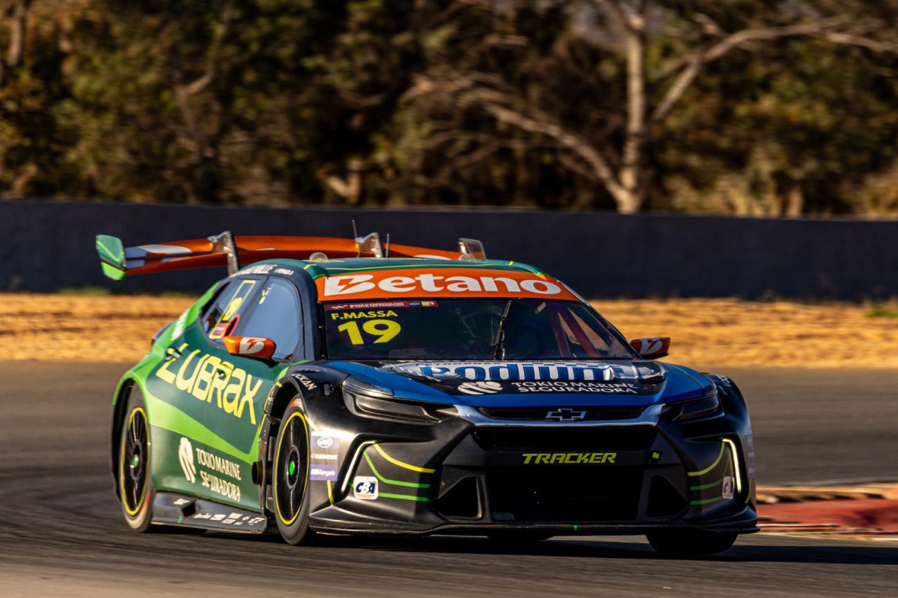 Time Lubrax aposta no conhecimento do Velocitta para desempenhar bem nas duas próximas etapas da Stock Car