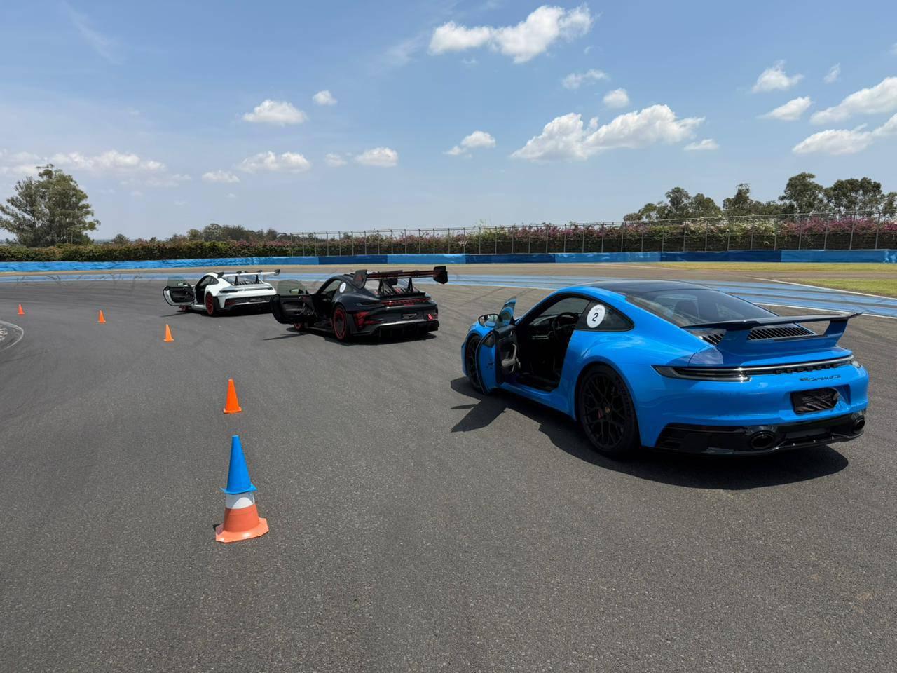 Clientes do Porsche Center Salvador participam do curso de pilotagem da Porsche Brasil no Autódromo Velo Cittá