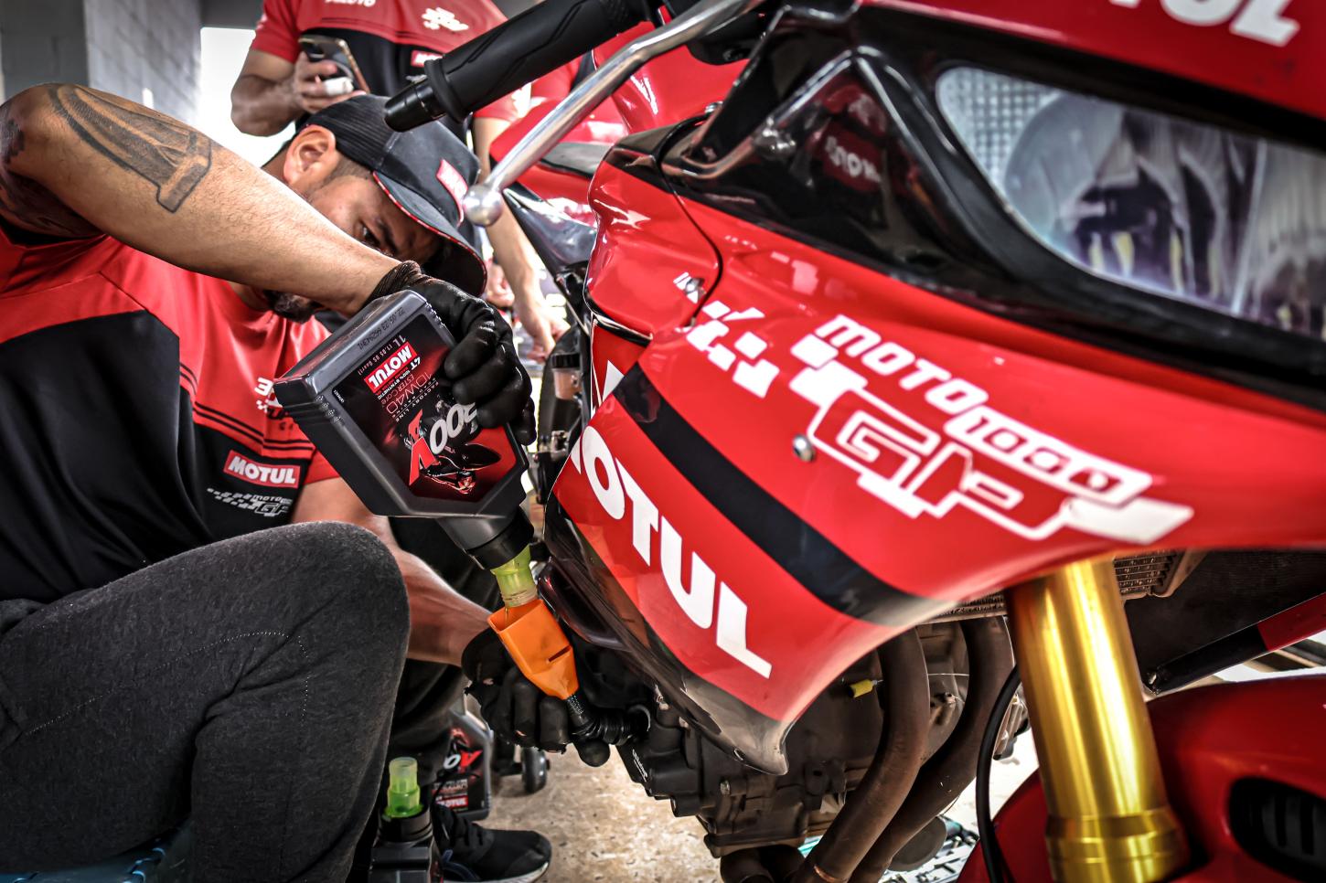 Motul 300V Cup realiza manutenção preventiva e troca de óleo em Santa Cruz do Sul