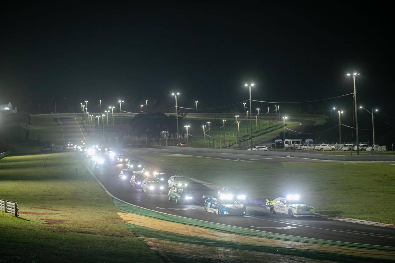 Provas noturnas dão novo charme ao Paranaense de Marcas e Turismo