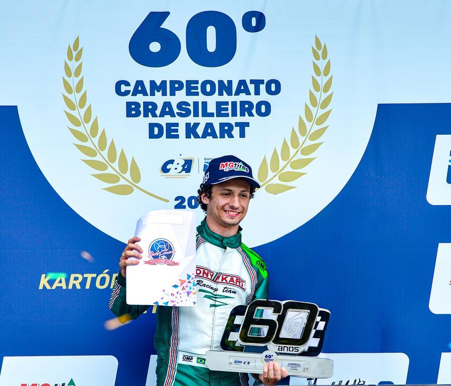 Alfredinho Ibiapina quebra a banca e conquista o bicampeonato brasileiro de kart