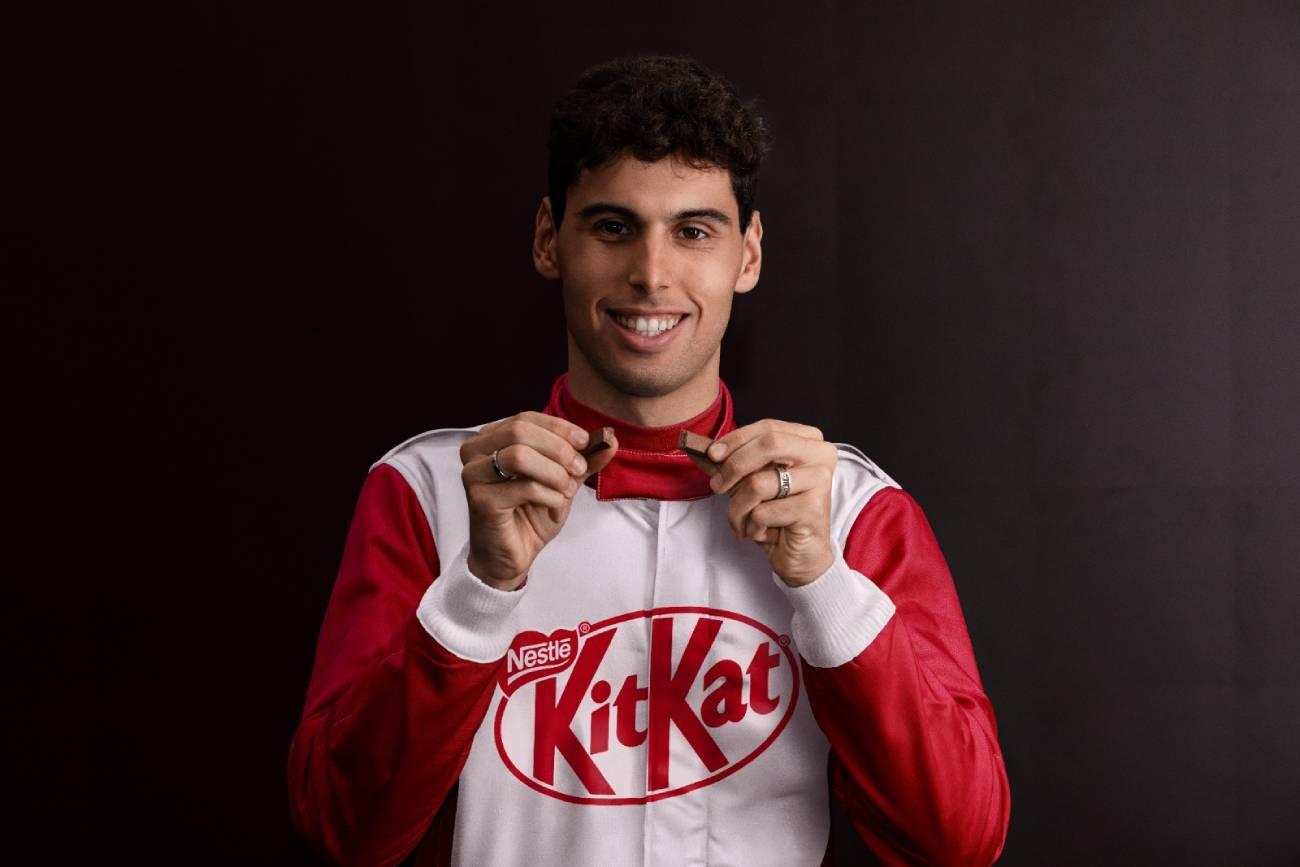 KITKAT e Spotify AUX trazem festa inédita em SP unindo música eletrônica e automobilismo