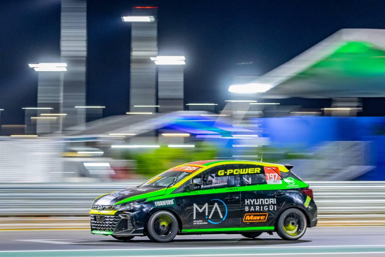 Luiz Sena Jr. vence na Turismo Nacional