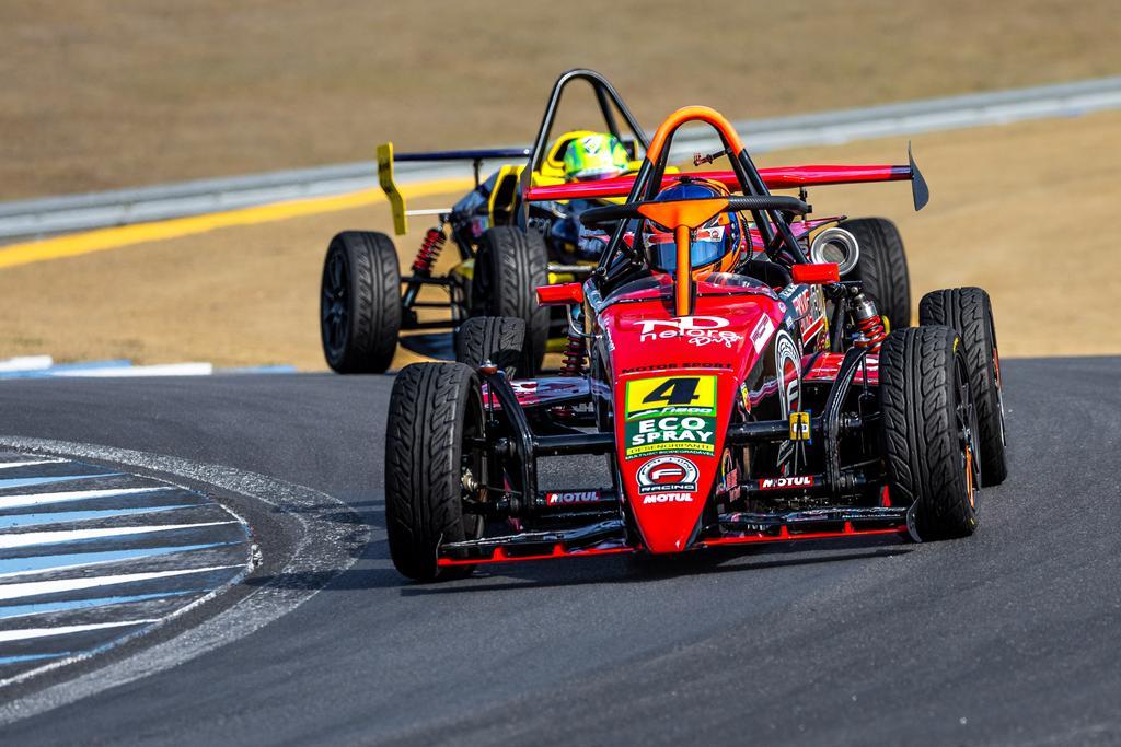 Marcel Fachini a um passo do tricampeonato no Velocitta