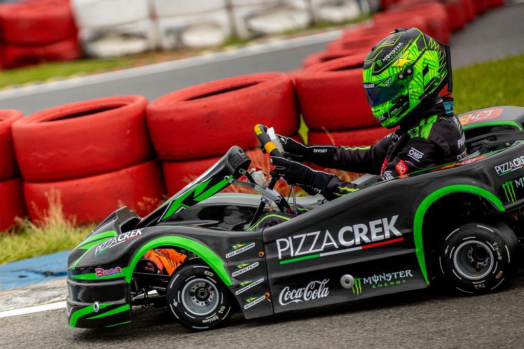 Dudu Pagliaro fechou temporada de conquistas com pódio nas 500 Milhas Granja Viana de Kart