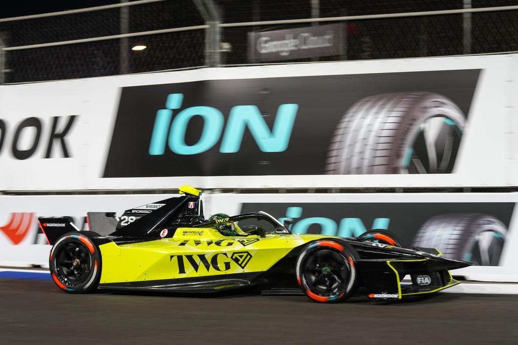 Felipe Drugovich viveu dois dias difíceis na rodada dupla da Fórmula E na Arábia Saudita