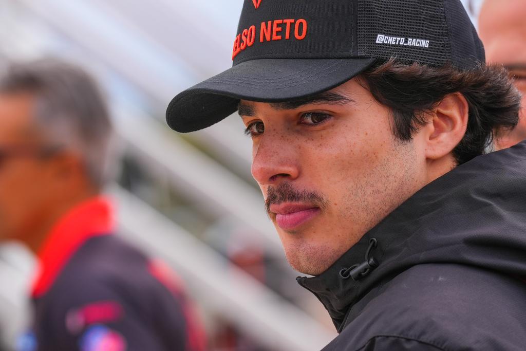 Celso Neto vive montanha-russa em Sebring, domina prova, mas penalização tira pódio