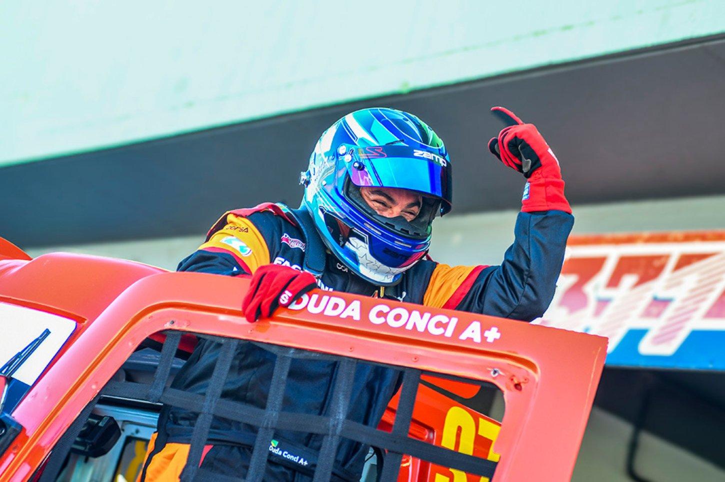 Duda Conci larga na pole position pela sexta vez na Fórmula Truck