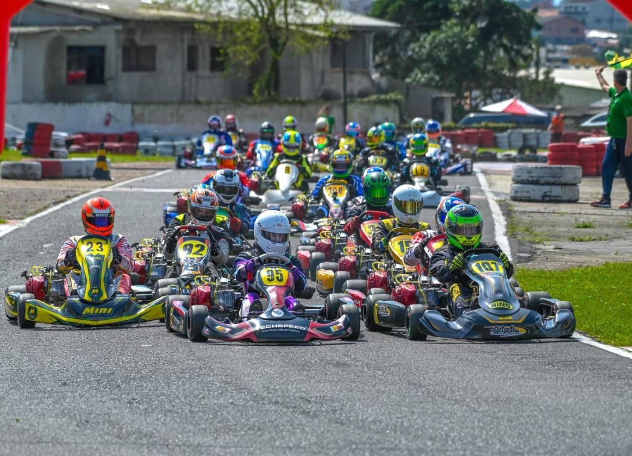 Falta de hotel leva ao adiamento do Campeonato Paranaense de Kart