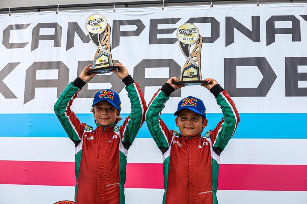 Irmãos Emerick festejam em casa a conquista de dobradinha inédita no Capixaba de Kart