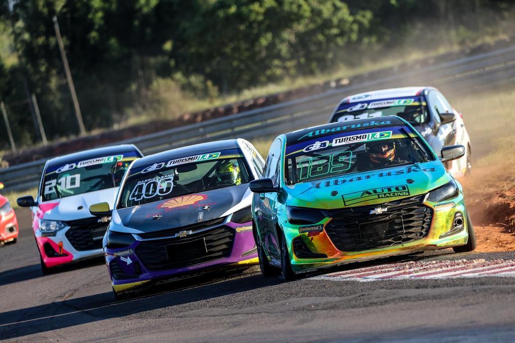 Turismo 1.4 Brasil abre 2026 com disputa intensa e grids compactos nas categorias