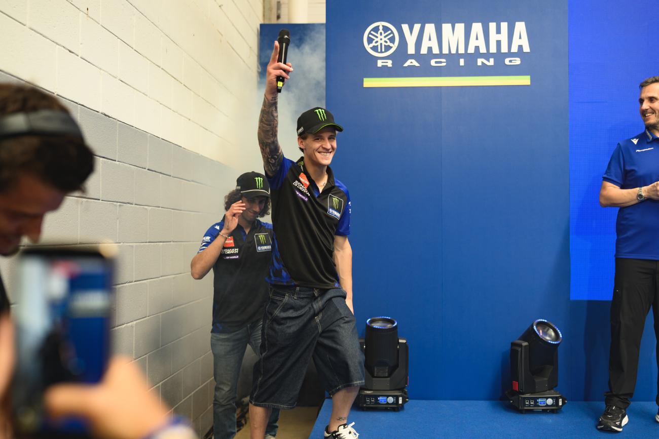 Yamaha Racing Brasil surpreende jovens da R-SERIES com pilotos da MotoGP