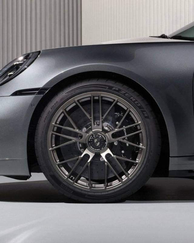 Pirelli P Zero R: da experiência no motorsport, o pneu para o novo Porsche 911 Turbo S