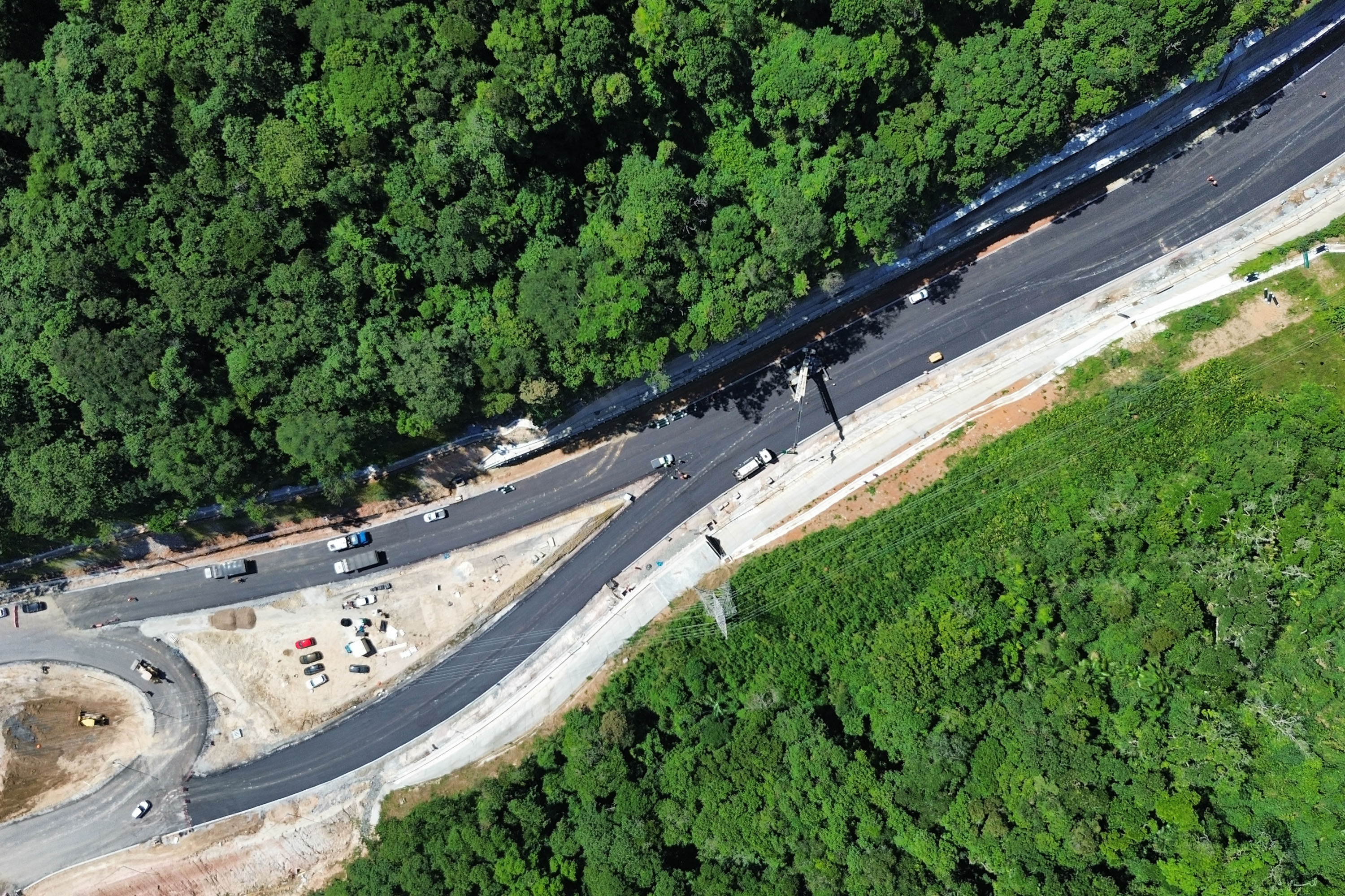 Ponte de Guaratuba usa 23 mil pneus reciclados para asfalto