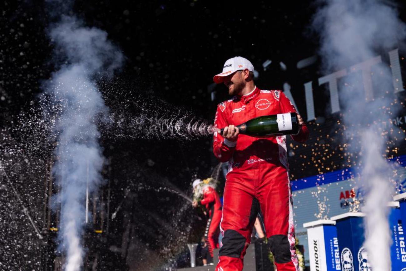 Equipe Nissan de Fórmula E sobe no pódio e faz dobradinha de pontos no E-Prix de Berlim