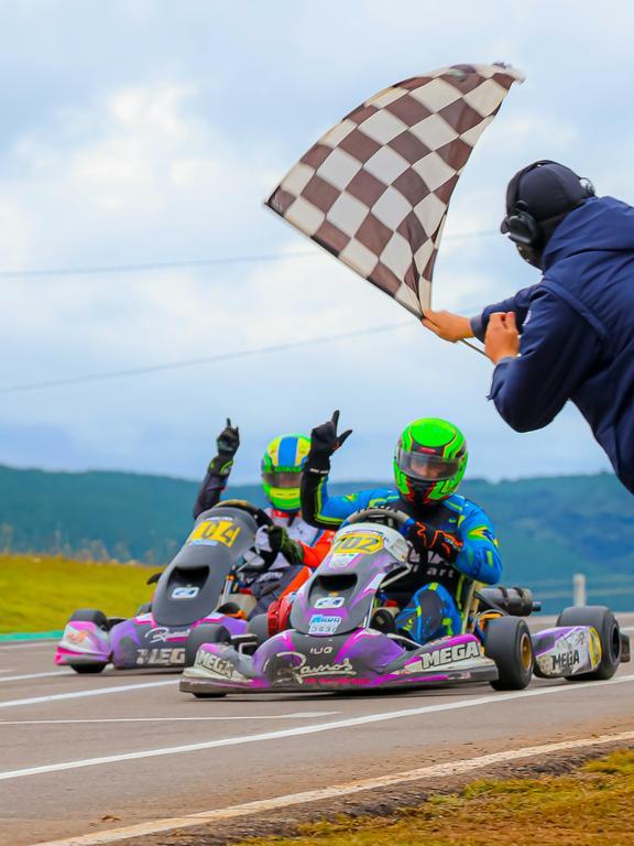 Mega Kart conquistou três títulos nacionais, vitórias e resultados expressivos nas últimas semanas