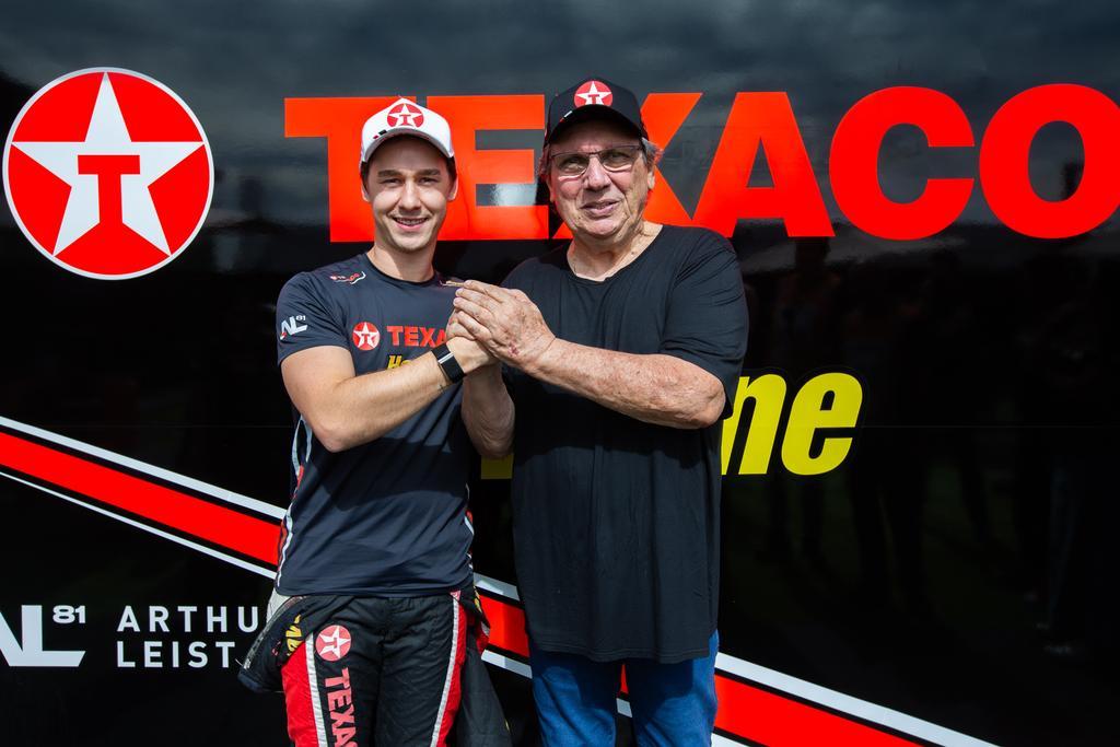 Texaco promove encontro de gerações para celebrar os 40 anos da conquista de seu primeiro título na Stock Car