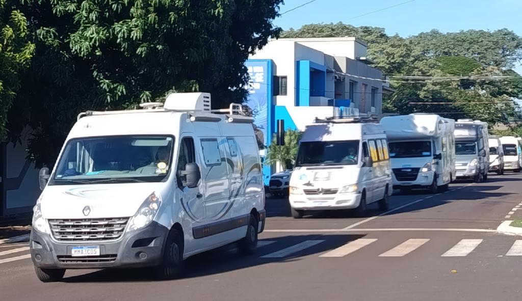 Caravana de trailers e motorhomes do Circuito Caminhos do Paraná chega à região turística Eco Aventuras
