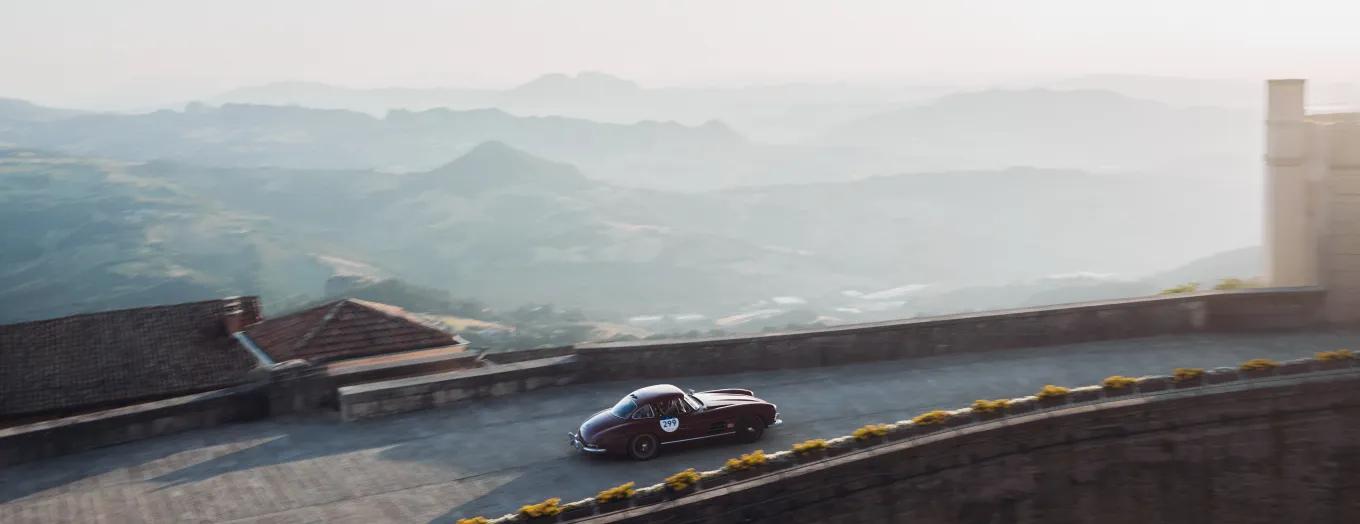 Mercedes-Benz celebra 140 anos na corrida 1000 Miglia com tradição e inovação