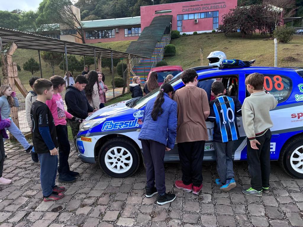 Rally Nova Prata vai para a sala de aula